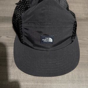 The North Face Class V Black Mesh Hat Adjustable All Excellent Condition